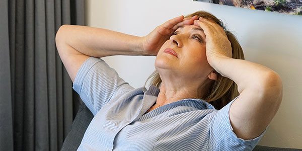 Menopause mit Hochfrequenz-Kopfschmerzen bei Frauen mit Migräne-Prävalenz assoziiert 1