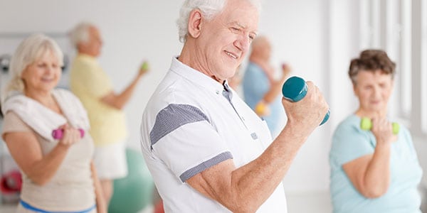 Wie man laut Verhaltensforschung auch noch im Alter mit Sport beginnen kann