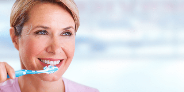 Der alternde Hormonhaushalt und seine Auswirkungen auf die Zahngesundheit