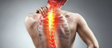 Achtsamkeit und kognitive Verhaltenstherapie verbessern chronische Rückenschmerzen