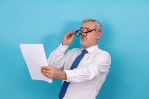 Tägliche Augentropfen könnten Lesebrillen überflüssig machen 2