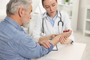 Neue Studie zeigt, dass rheumatoide Arthritis lange vor dem Auftreten von Symptomen beginnt 2