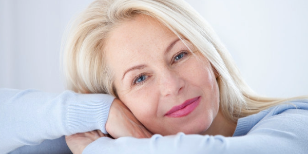 Pflanzliche Wirkstoffe für Frauen in der Menopause: Ein ausführlicher Überblick 1