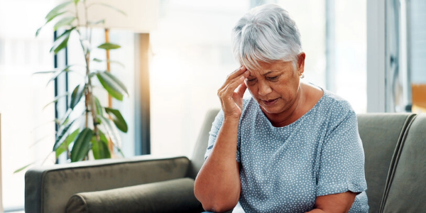 Umfangreiche Gehirnstudie enthüllt, warum sich Gedächtnisverlust mit zunehmendem Alter plötzlich beschleunigen kann