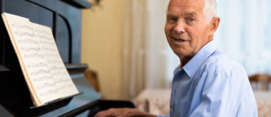 Das Erlernen eines Musikinstruments im Alter von über 70 Jahren könnte helfen, das Gedächtnis zu schützen